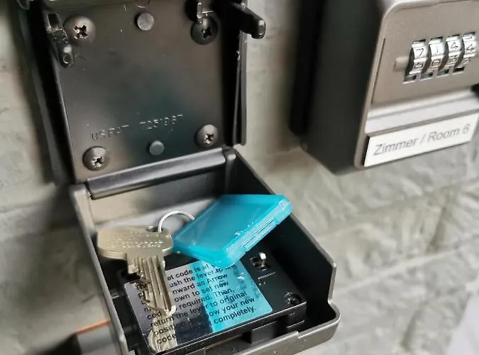 Eva's - Self Check-in & Only Private *