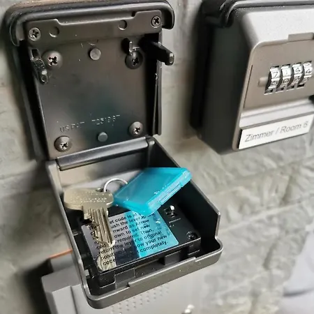 Eva's - Self Check-in & Only Private *
