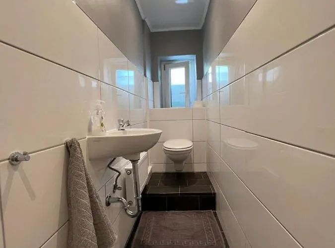 Albergue Eva's - Self Check-in & Only Private *